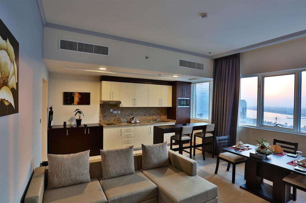 Tower Hotel Apartments アブダビ エクステリア 写真