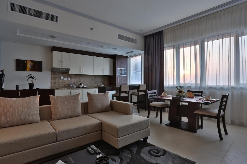 Tower Hotel Apartments アブダビ エクステリア 写真