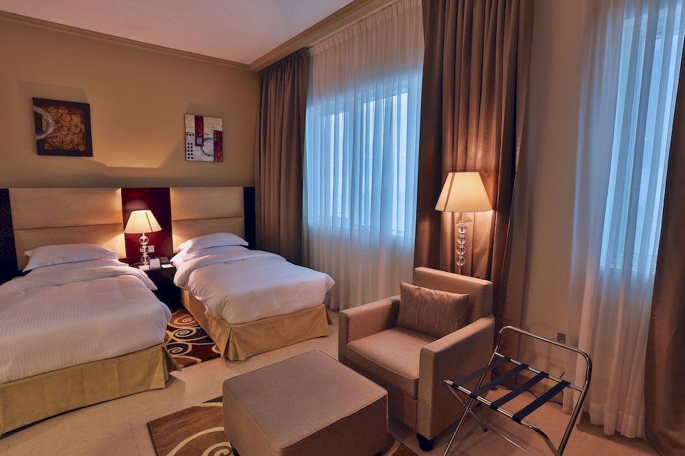 Tower Hotel Apartments アブダビ エクステリア 写真