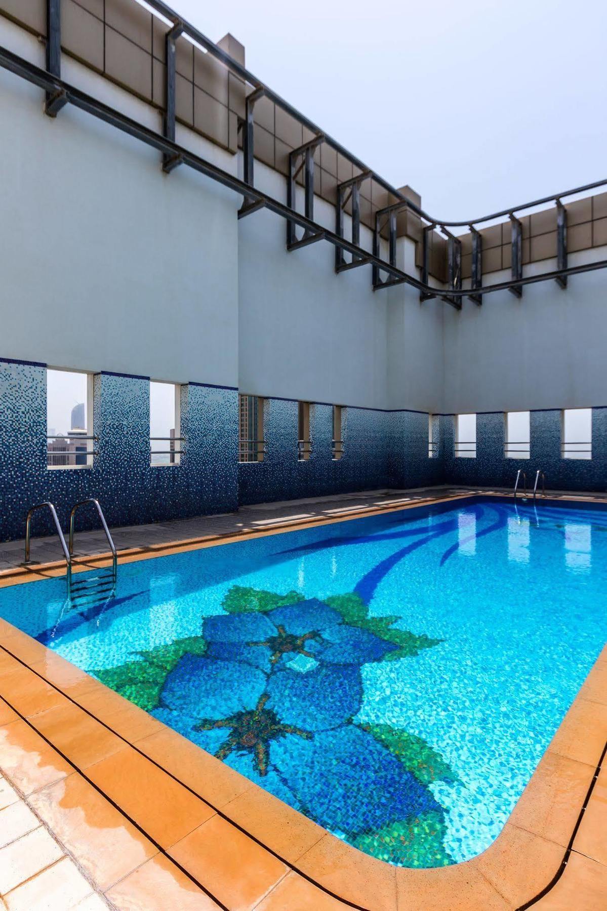 Tower Hotel Apartments アブダビ エクステリア 写真