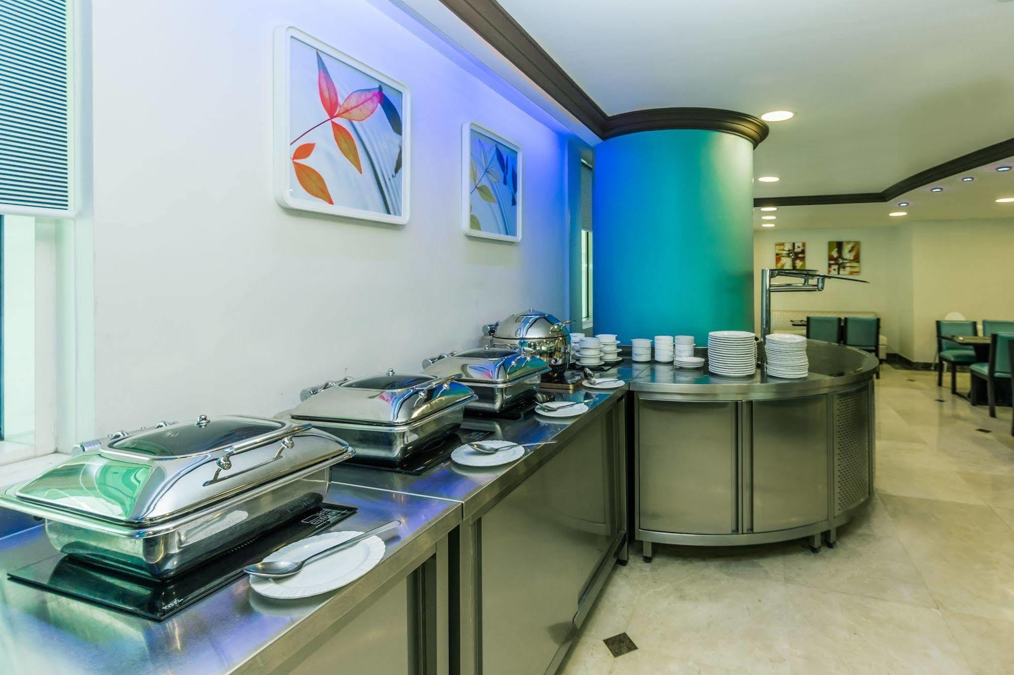 Tower Hotel Apartments アブダビ エクステリア 写真